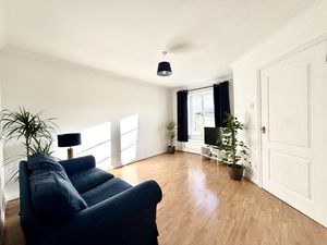 Living Room- click for photo gallery